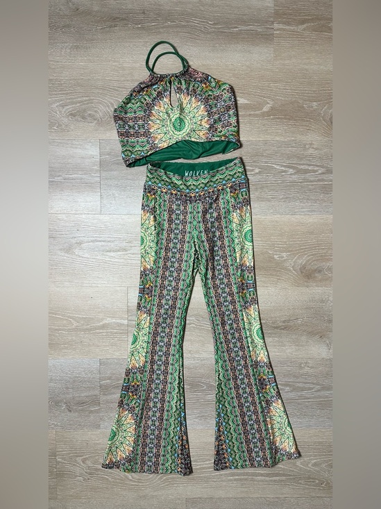Wolven Other - Wolven Fauna Green Mandala Matching Set Halter Keyhole Top & Flare Pants S NWOT